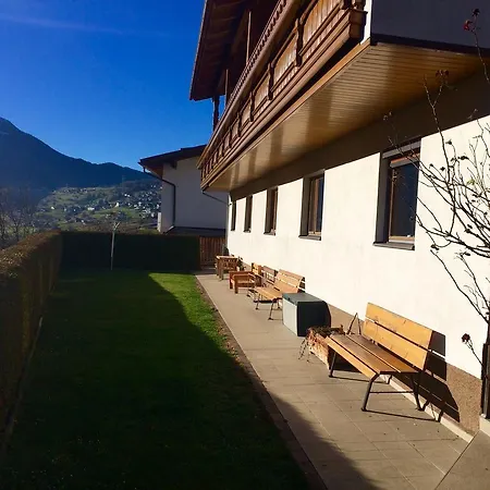 Haus Alpenhahn * ヴェンス