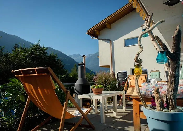 アパート Haus Alpenhahn ヴェンス